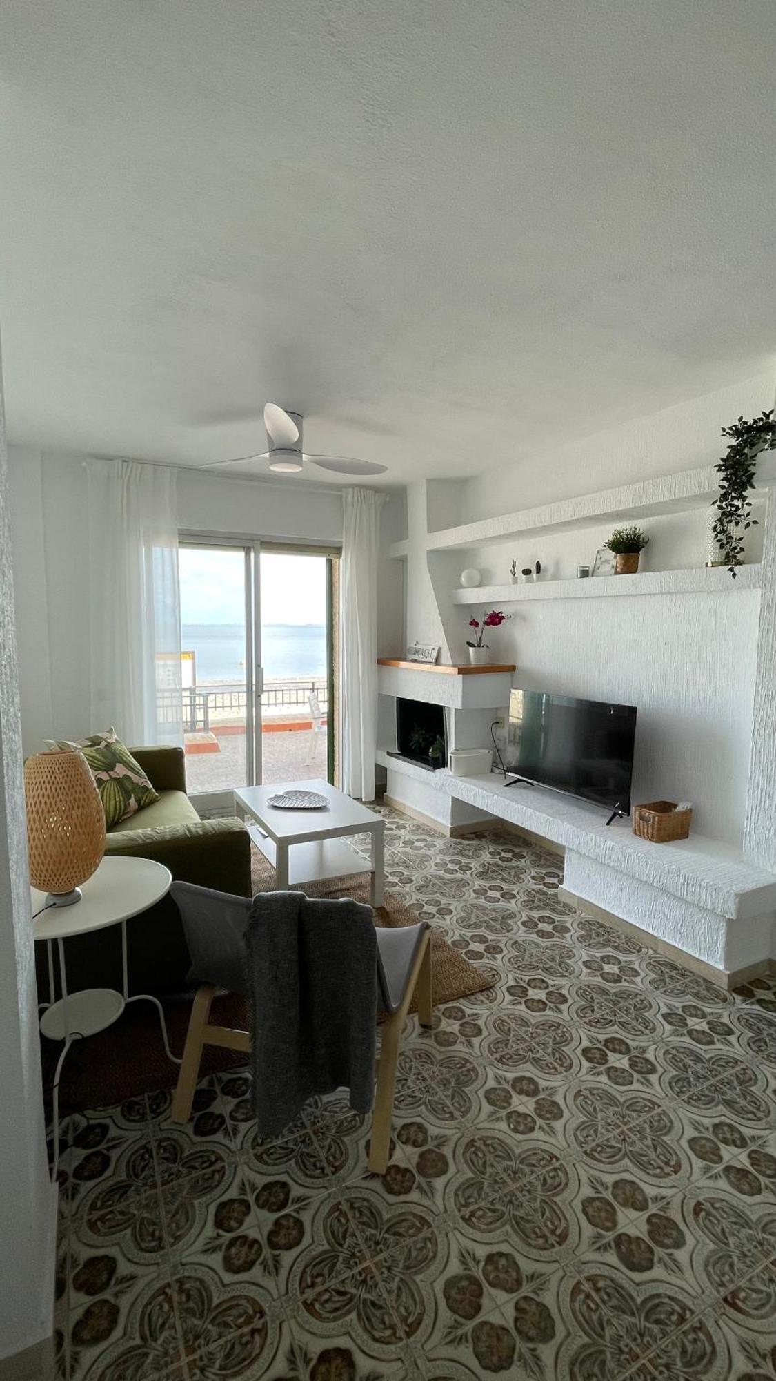 Charming Beachfront Apartment 木尔西亚 外观 照片